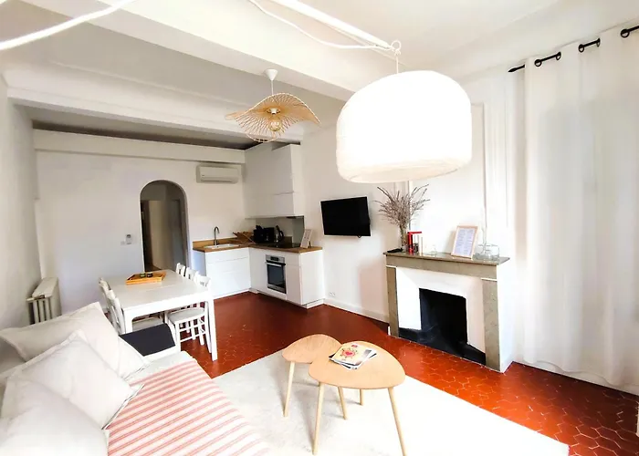 Appartement Climatise Parking Gratuit Surveille